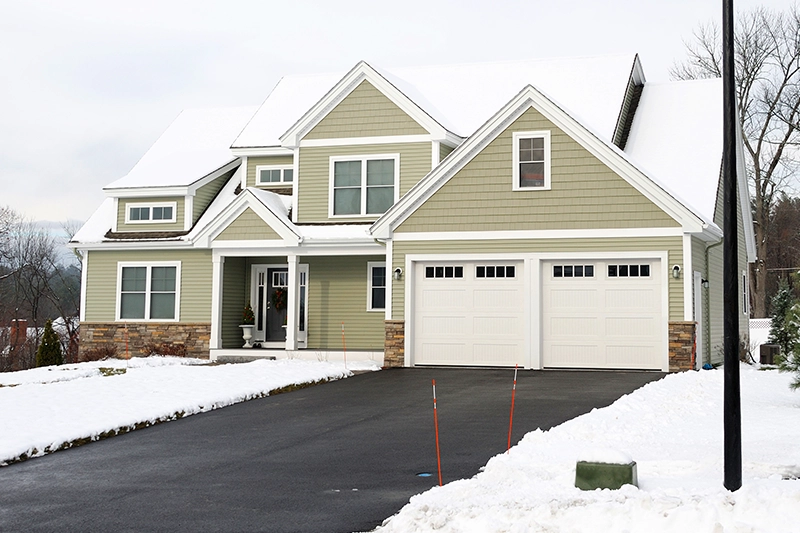 Driveway with no snow